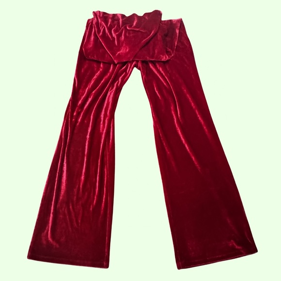 Laundry By Shelli Segal Velvet Jumpsuit in Deep Red - Picture 3 of 5